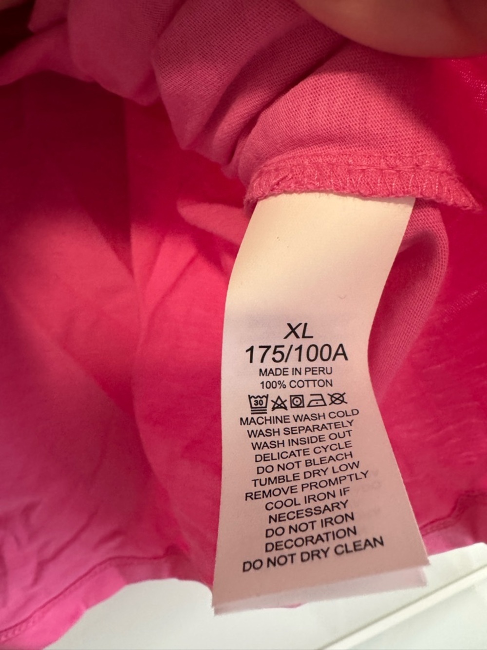 NWT Kate spade strawberry candy tshirt pink size xl - Picture 6 of 6
